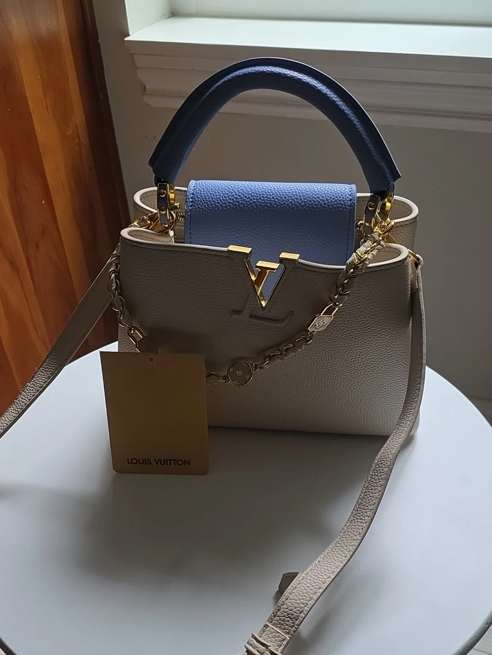 Louis Vuitton Capucines Mini/BB